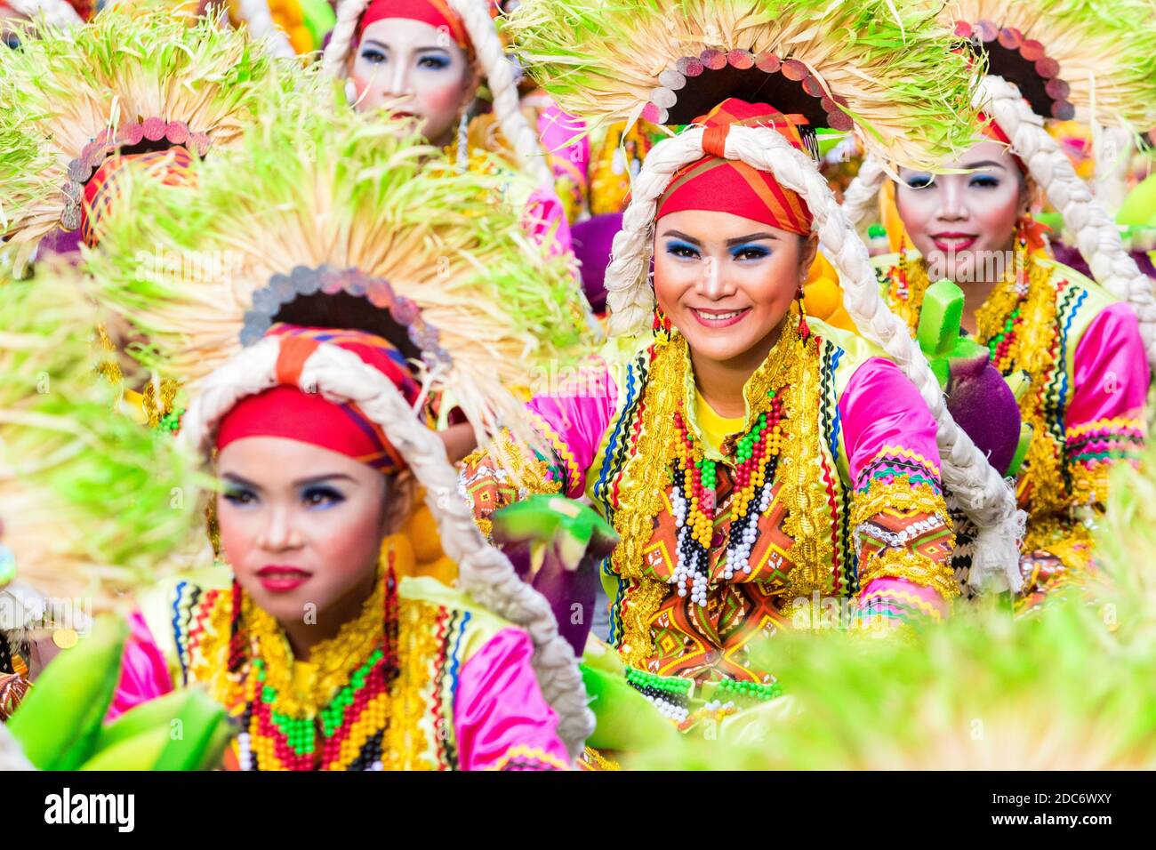 Teilnehmer und Tänzer beim Shariff Kabunsuan Festival in Cotabato City, Philippinen Stockfoto