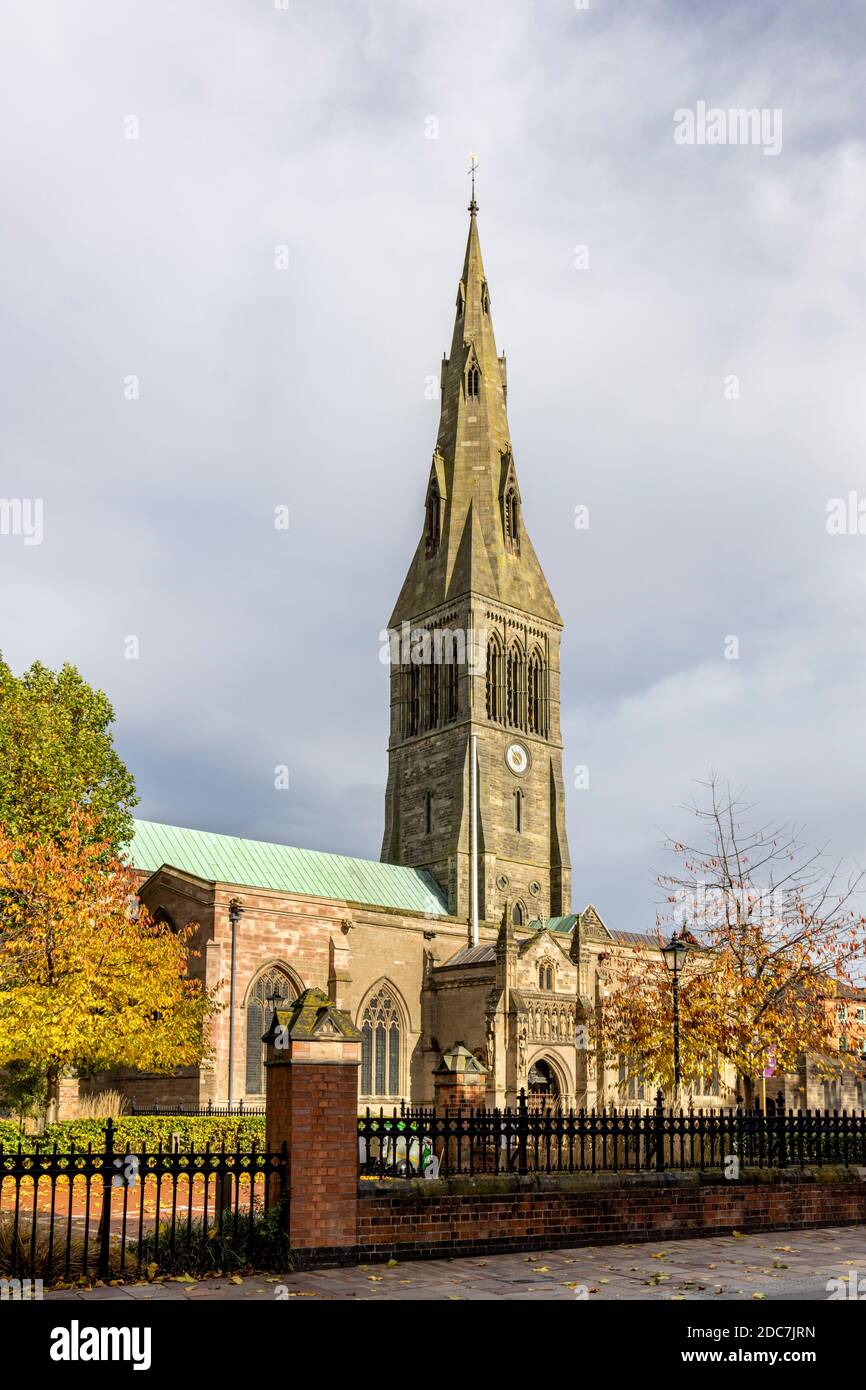 Die Cathedral Church of Saint Martin, Leicester, gemeinhin bekannt als Leicester Cathedral, Leicestershire, England Stockfoto