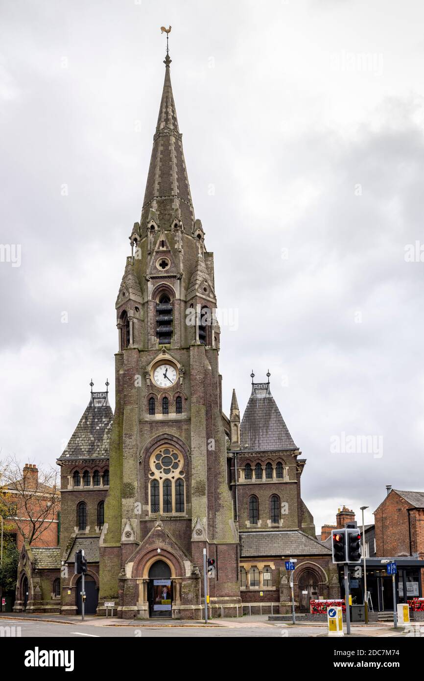 Die Holy Trinity Church ist eine denkmalgeschützte anglikanische Gemeinde kirche in Leicester Stockfoto