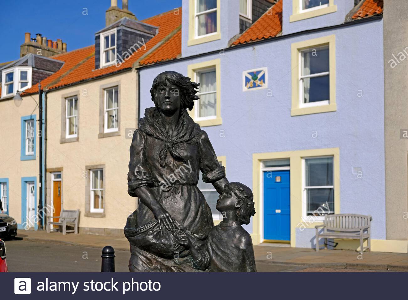 Gedenkstätte für diejenigen, die vom Meer leben, und für diejenigen, die dabei ihr Leben verloren haben, Pittenweem, Schottland. Vorgestellt Im September 2019. Stockfoto