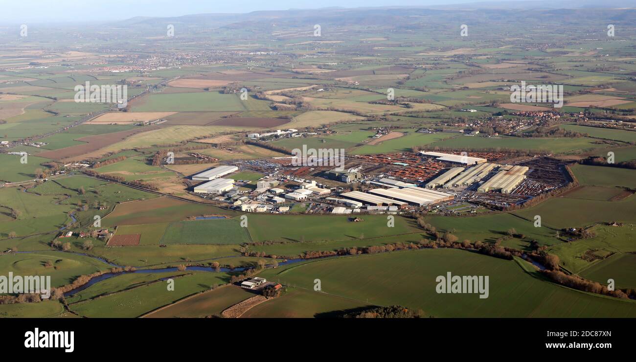 Luftaufnahme des Dalton Airfield Industrial Estate in der Nähe von Thirsk, North Yorkshire Stockfoto
