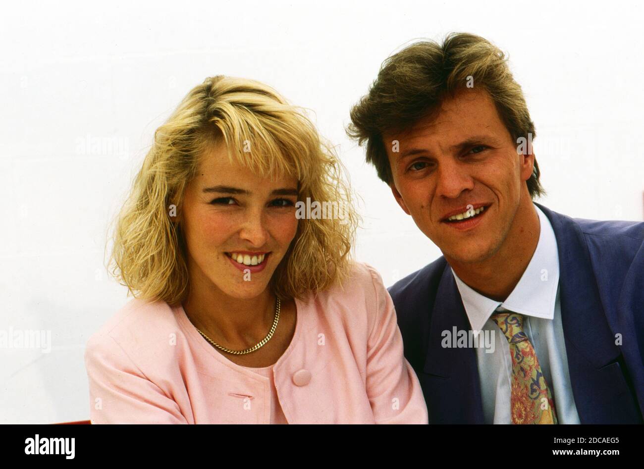 Gundis Zambo, österreichische Moderatorin und Schauspielerin, mit Mike Carl, Deutschland um 1990. Stockfoto