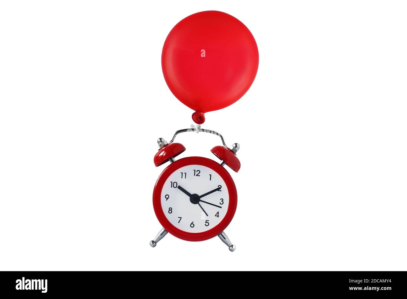 Wecker fliegen mit einem Ballon - Time Flies Konzept Stockfoto
