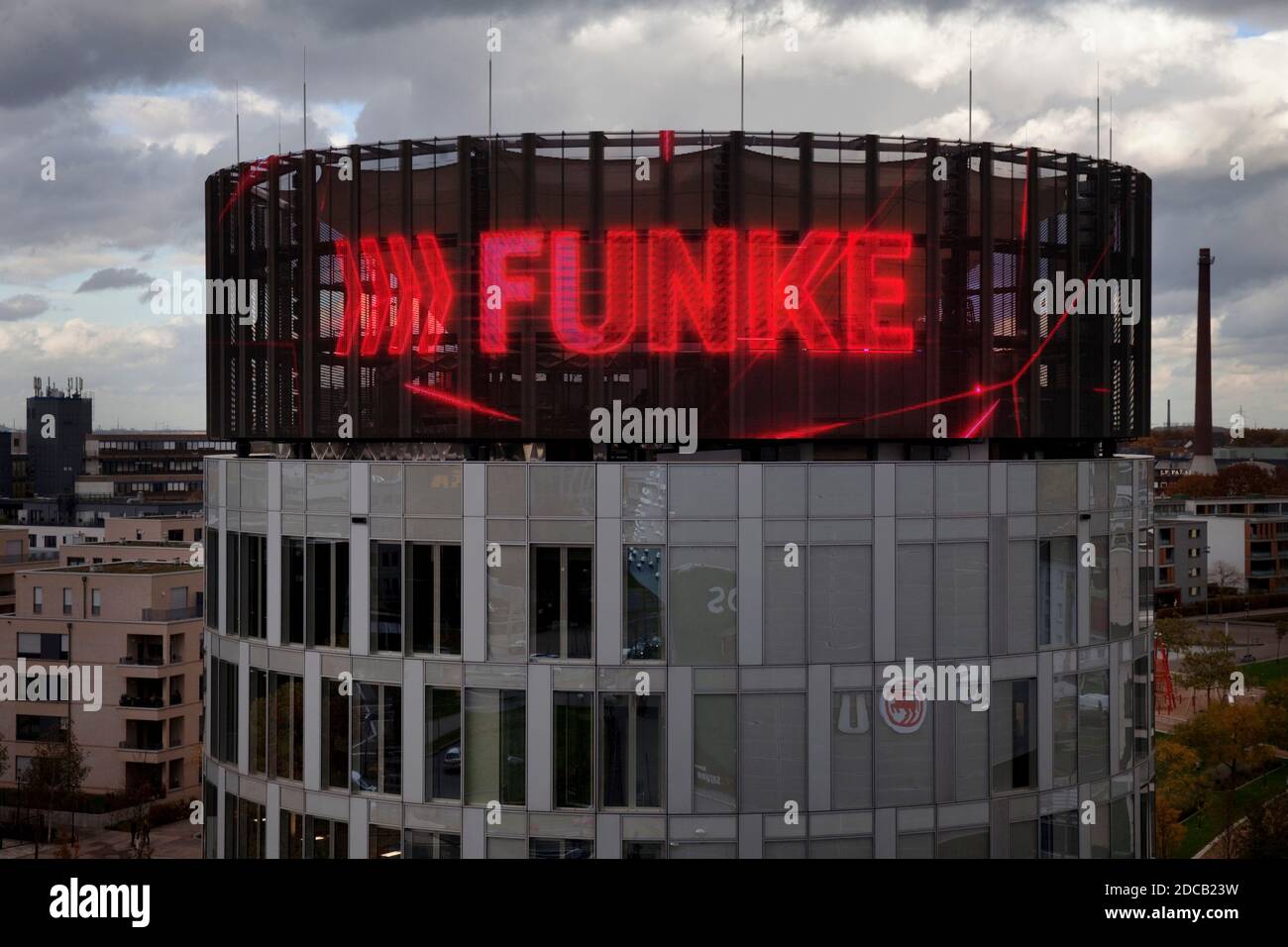 Medienturm der Funke Mediengruppe, größter Newswand in Deutschland, Deutschland, Nordrhein-Westfalen, Ruhrgebiet, Essen Stockfoto