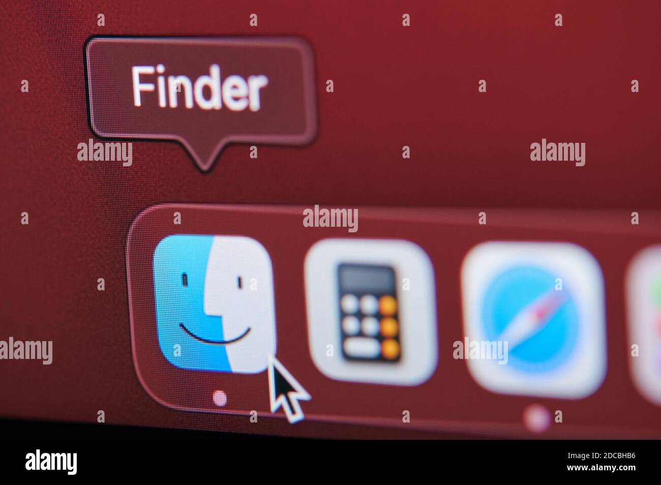 New york, USA - 20. November 2020: Öffnen Sie Finder App in macOS auf dem Bildschirm Laptop Nahaufnahme Stockfoto