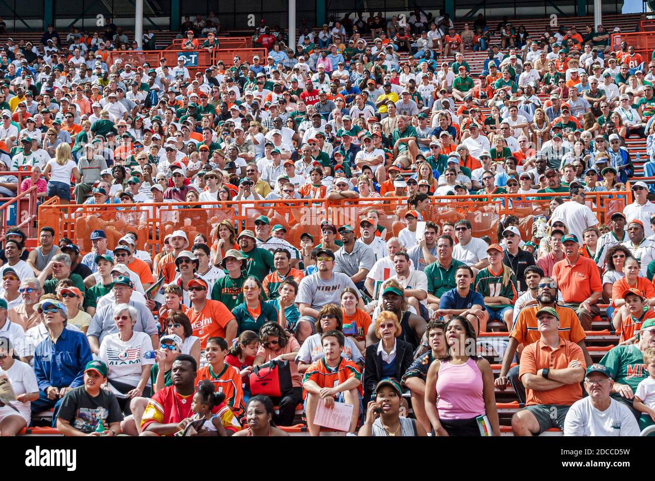 Miami Florida, Orange Bowl University of Miami Hurricanes Canesfest, College-Fußball-Vorsaison Scrimmage Fans Stadion Menge Stockfoto