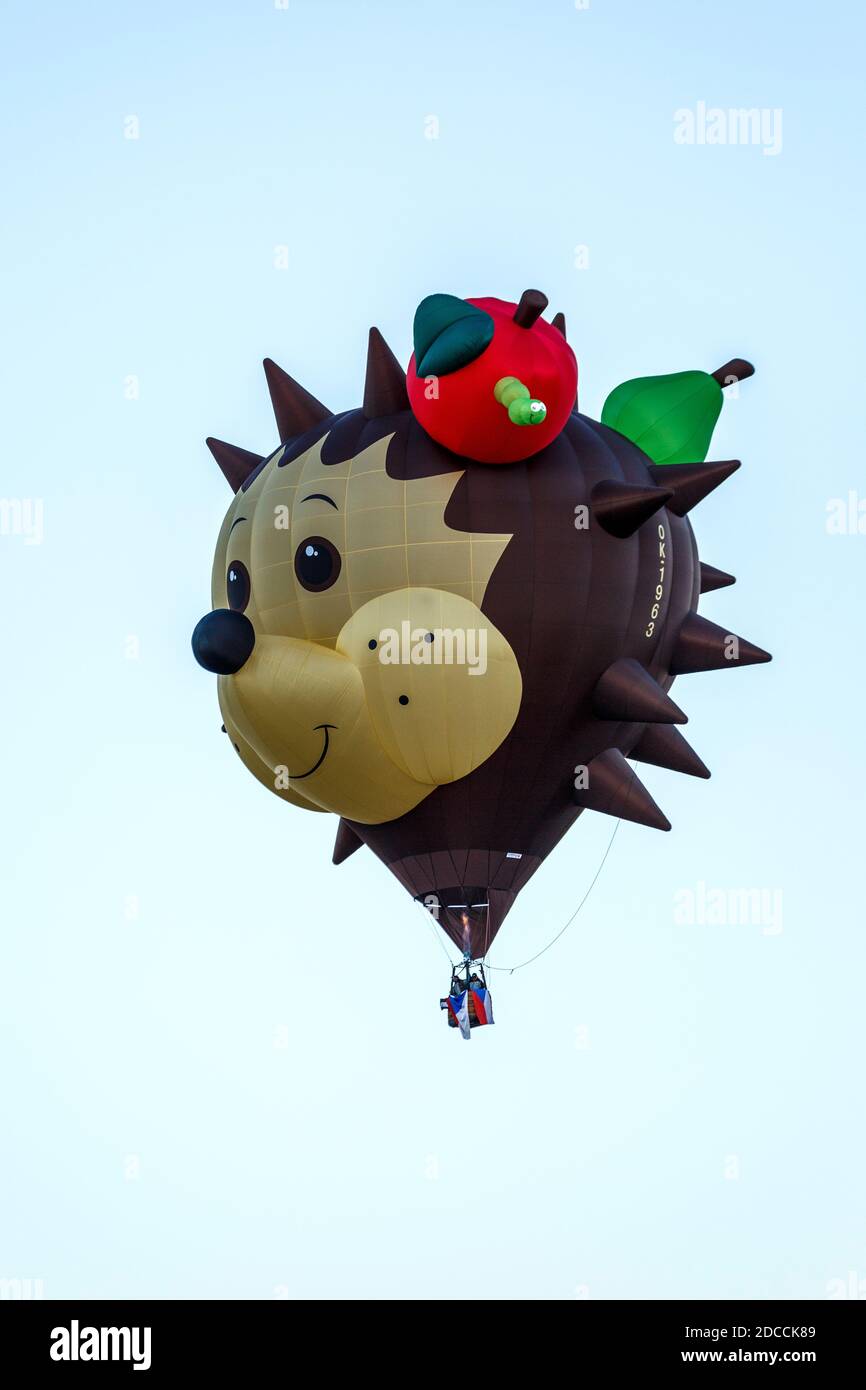 Pepe the Hedgehog, spezielle Form Heißluftballon, Albuquerque International Balloon Fiesta, Albuquerque, New Mexico USA Stockfoto