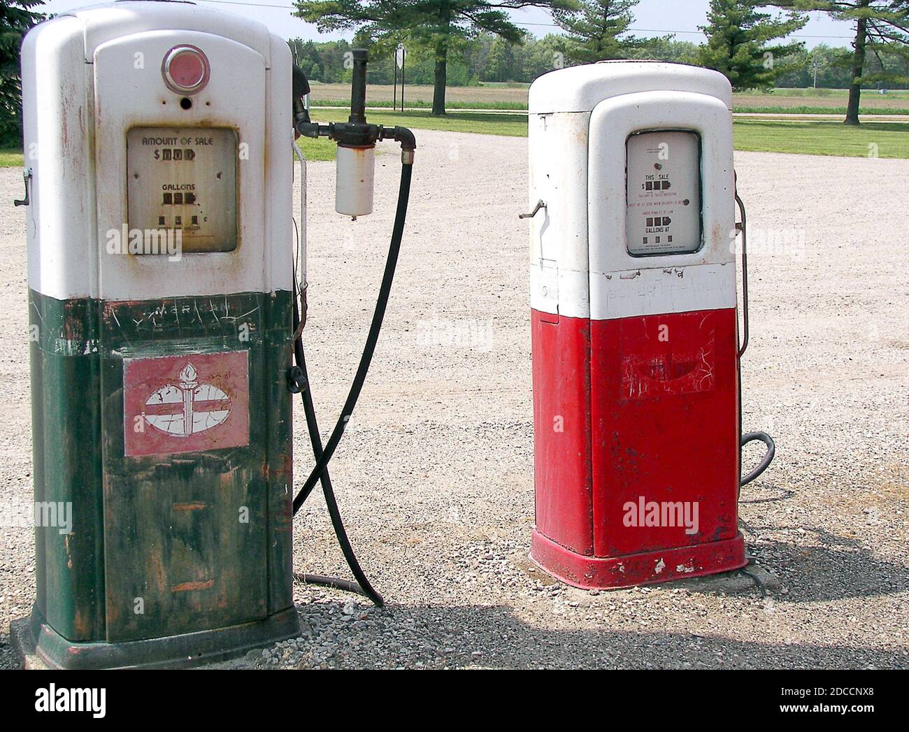 Retro Petrol Gasoline Pumps Stockfotos Und Bilder Kaufen Alamy