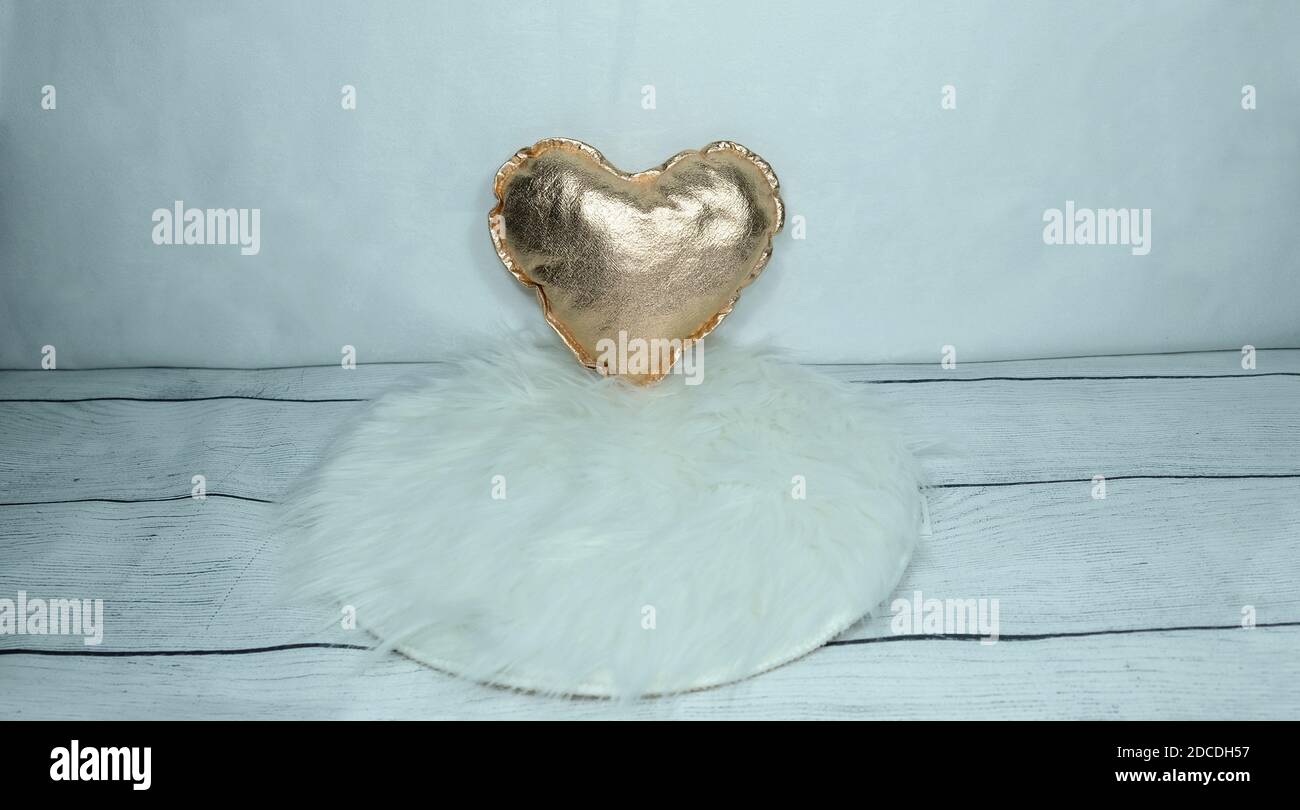 Herz und weißes Tuch Stockfoto