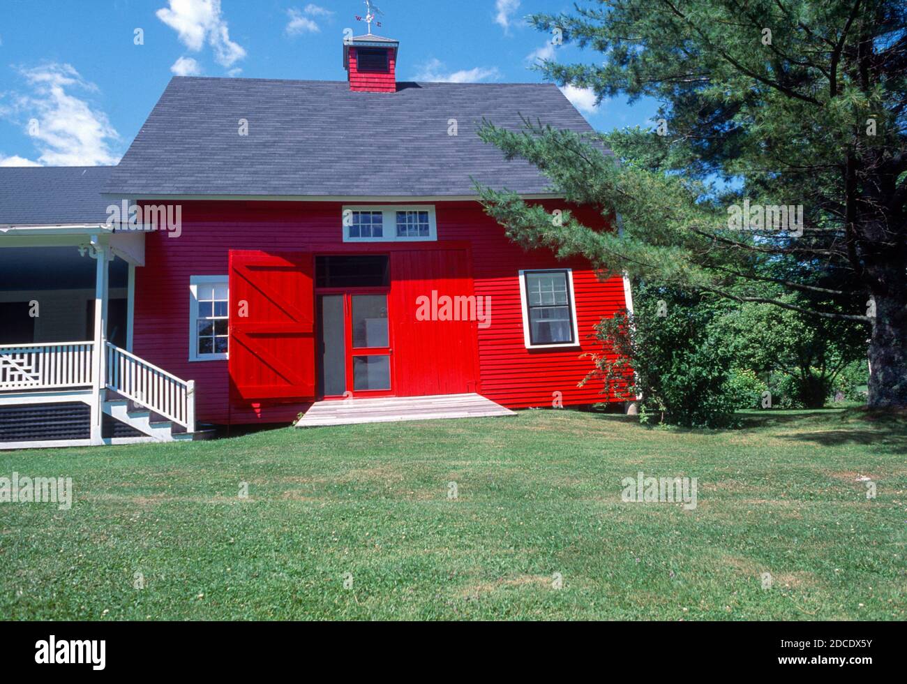 Scheune in ein Einfamilienhaus umgewandelt, Maine, USA 1991 Stockfoto