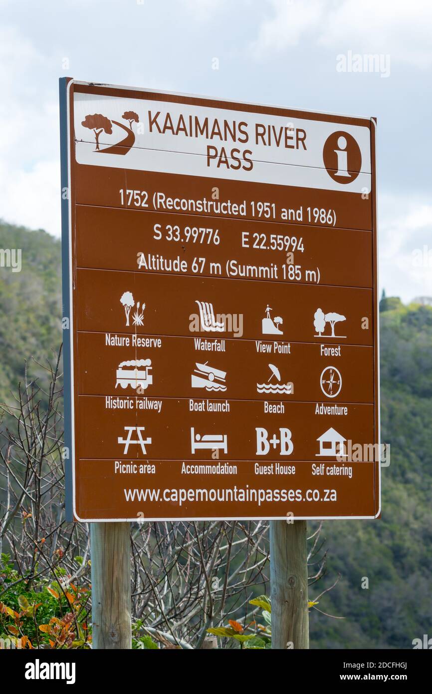 Kaaimans River Pass Informationstafel für Touristen, die den Ort für Freizeitaktivitäten in Garden Route, Südafrika besuchen Stockfoto