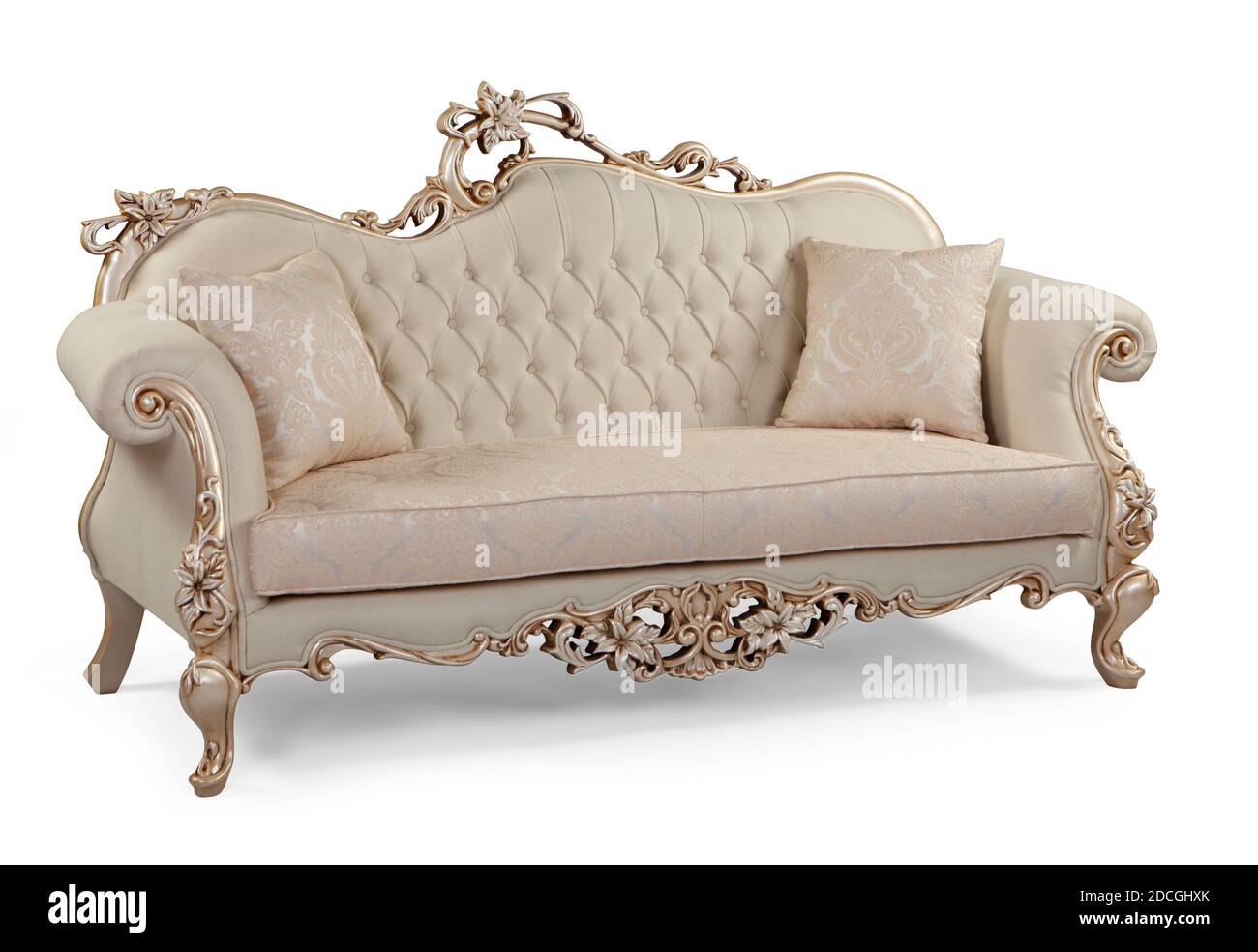 Luxuriöses klassisches Sofa auf weißem Hintergrund. Eckansicht Stockfoto