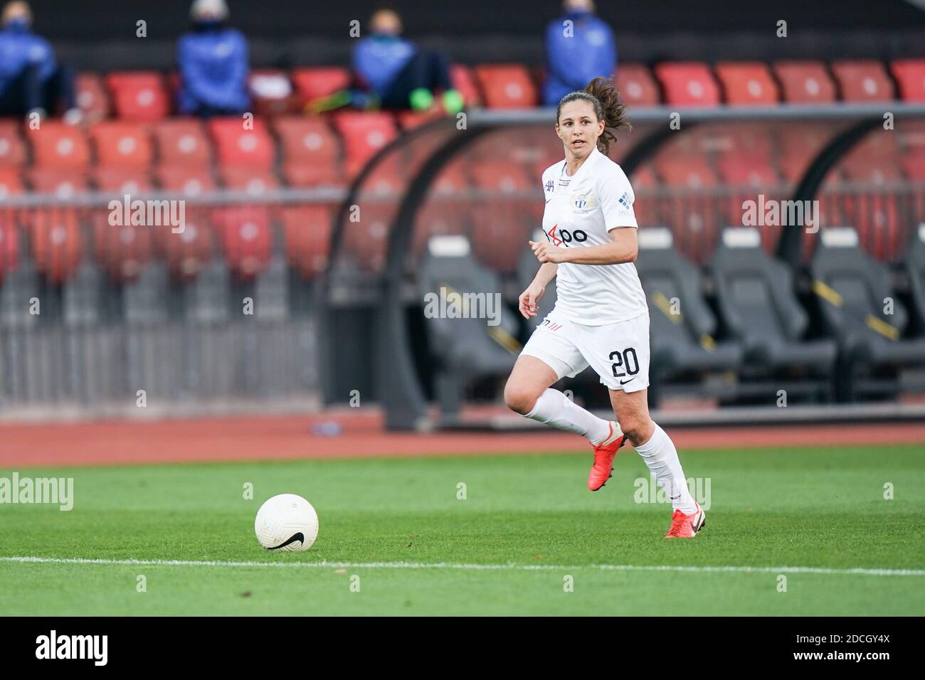 21.11.2020, Zürich, Letzigrund Stadion, AXA Women's Super League: FC Zürich Frauen - FC Basel 1893, Fabienne Humm (Zürich) Stockfoto