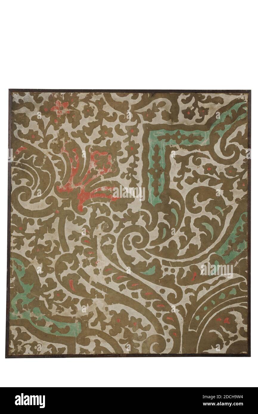 Hintergrundbild, Anonym, c. 1750, Sperrholz, Holz, Farbe, Leinen, Stahl Velouté Tapete mit floralen Motiven. Das Leinen ist bemalt und dunkelgrüne Motive werden mit Schablonen darauf aufgetragen. Einige Ausschnitte sind rot oder grün gefärbt. Die Tapete wurde später auf einer Sperrholzplatte befestigt und in einem schmalen Holzrahmen platziert, mit Rahmen: 79 x 71.5 x 1cm 790 x 715 x 10mm Stockfoto