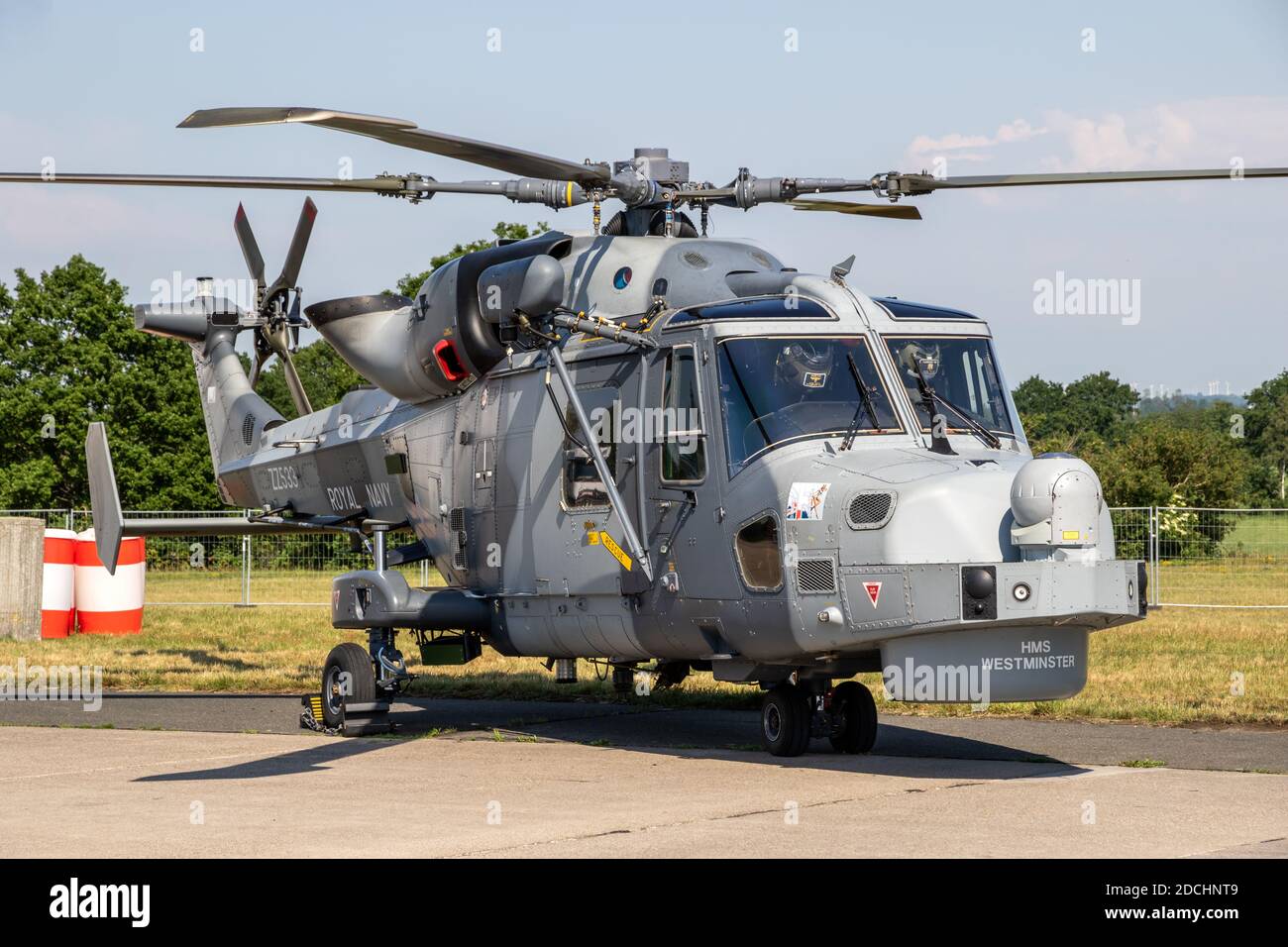 British Royal Navy AgustaWestland AW159 Wildcat Helikopter auf dem Asphalt des Nordholz Airbase. Deutschland - 14. Juni 2019 Stockfoto