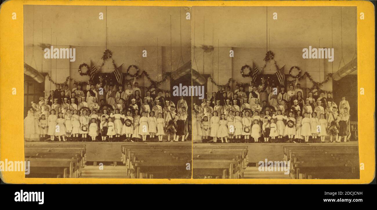 Studenten der Bürgerhaus-Gesangsschule auf der Bühne., Standbild, Stereographen, 1850 - 1930, Alger, I. F. Stockfoto