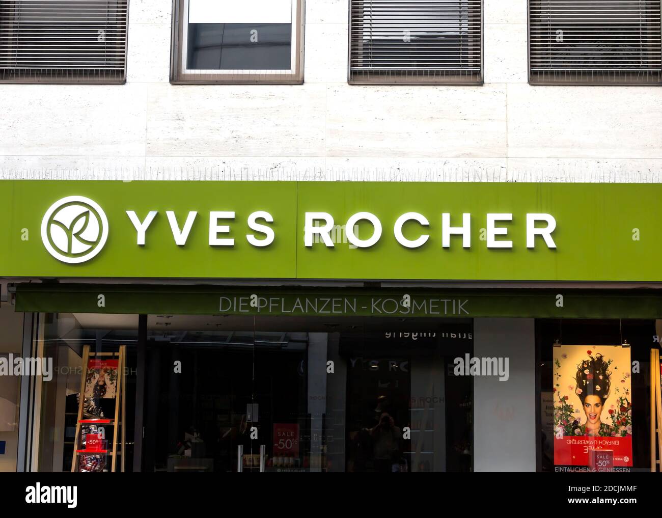 Yves Rocher Store. Yves Rocher war ein Pionier der modernen Verwendung natürlicher Inhaltsstoffe in der Kosmetik Stockfoto