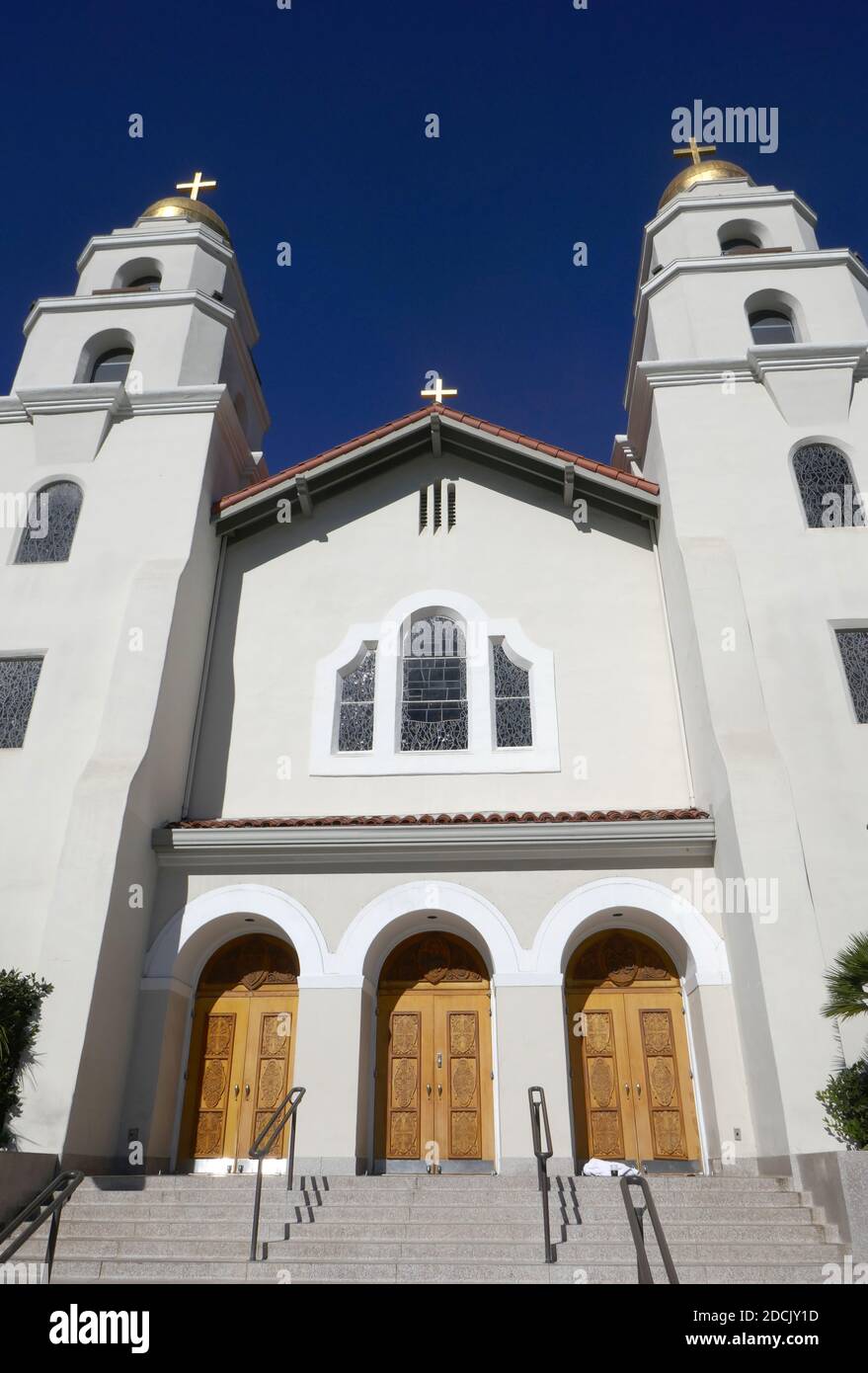 Beverly Hills, California, USA 16. November 2020 EINE allgemeine Sicht der Atmosphäre der Kirche des Guten Hirten, wo Beerdigungen für Rudolph Valentino, Frank Sinatra, Gary Cooper, Carmen Miranda, William Frawley, Jack Haley, Affred Hitchcock, Rita Hayworth, Vincent Minnelli, Eva Gabor und Hochzeiten sind Elizabeth Taylor, Rod Stewart, Loretta Young, Carmen Miranda, Mark Wahlberg bei 504 N. Roxbury Drive am 16. November 2020 in Beverly Hills, Kalifornien, USA. Foto von Barry King/Alamy Stockfoto Stockfoto