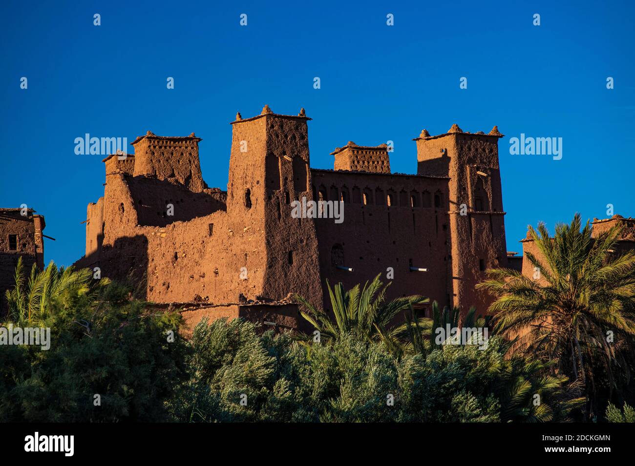 Kasbah Ait Benhaddou, größte Berberfestung, befestigtes Berberdorf, Ksar mit Lehmburgen, Kasbahs, Tighremt, Südmarokko, Marokko Stockfoto