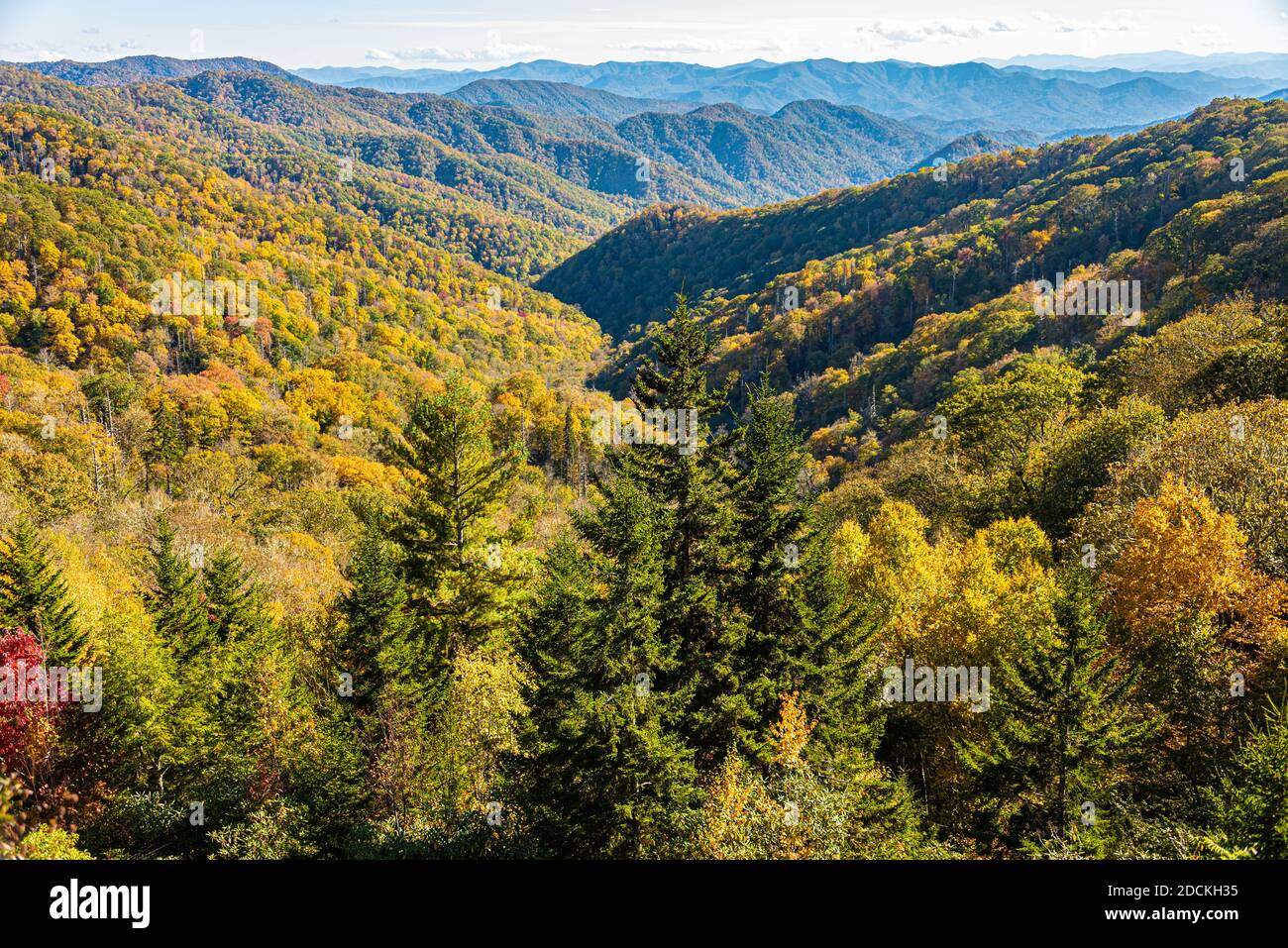 Malerische Sonnenuntergänge im Great Smoky Mountains National Park zwischen Cherokee, North Carolina und Gatlinburg, Tennessee. (USA) Stockfoto