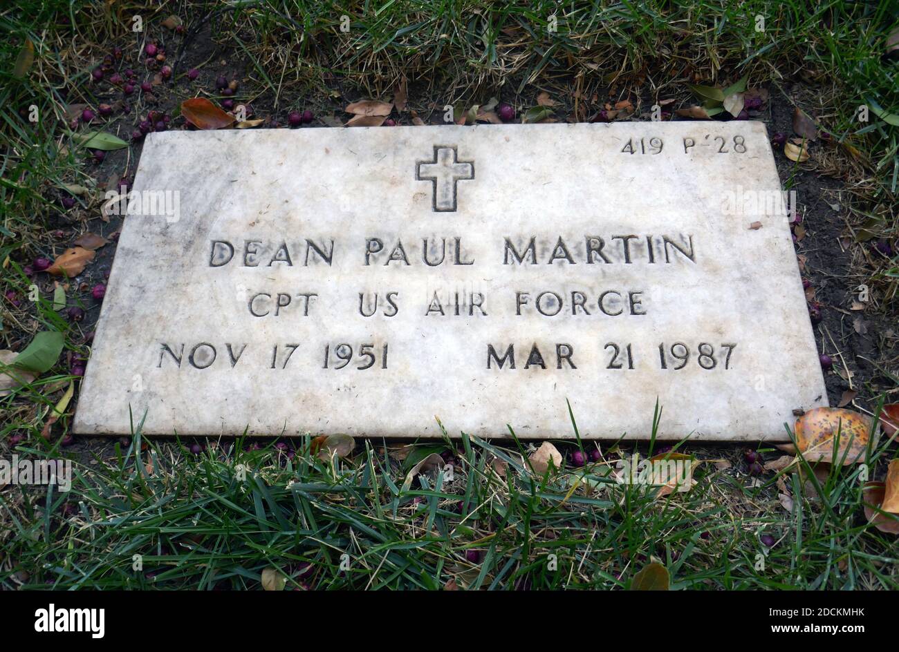 Los Angeles, Kalifornien, USA 16. November 2020 EIN allgemeiner Blick auf die Atmosphäre des Grabes des Schauspielers/Sängers Dean Paul Martin auf dem Nationalfriedhof von Los Angeles am 16. November 2020 in Los Angeles, Kalifornien, USA. Foto von Barry King/Alamy Stockfoto Stockfoto