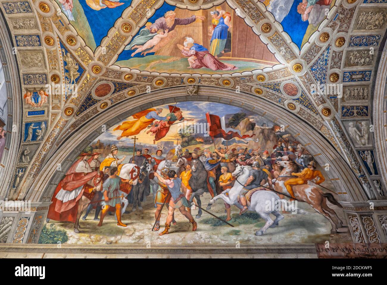 Begegnung von Leo dem Großen mit Attila Fresko im Saal des Heliodorus, Raffael-Räume, Vatikanische Museen, Rom, Italien Stockfoto
