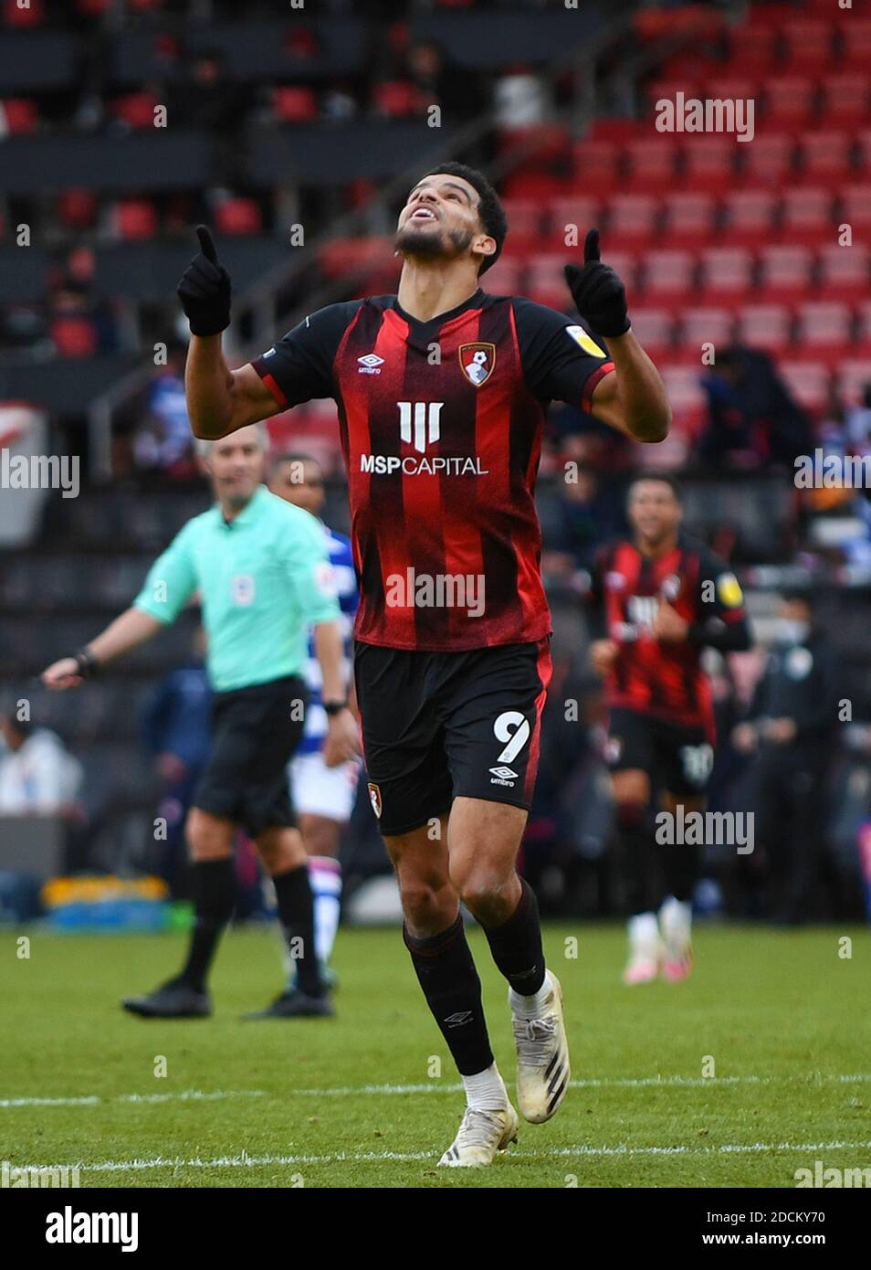 Dominic Solanke vom AFC Bournemouth feiert nach seinem vierten Tor, 4-2 - AFC Bournemouth gegen Reading, Sky Bet Championship, Vitality Stadium, Bournemouth, UK - 21. November 2020 nur redaktionelle Verwendung - es gelten die DataCo-Einschränkungen Stockfoto