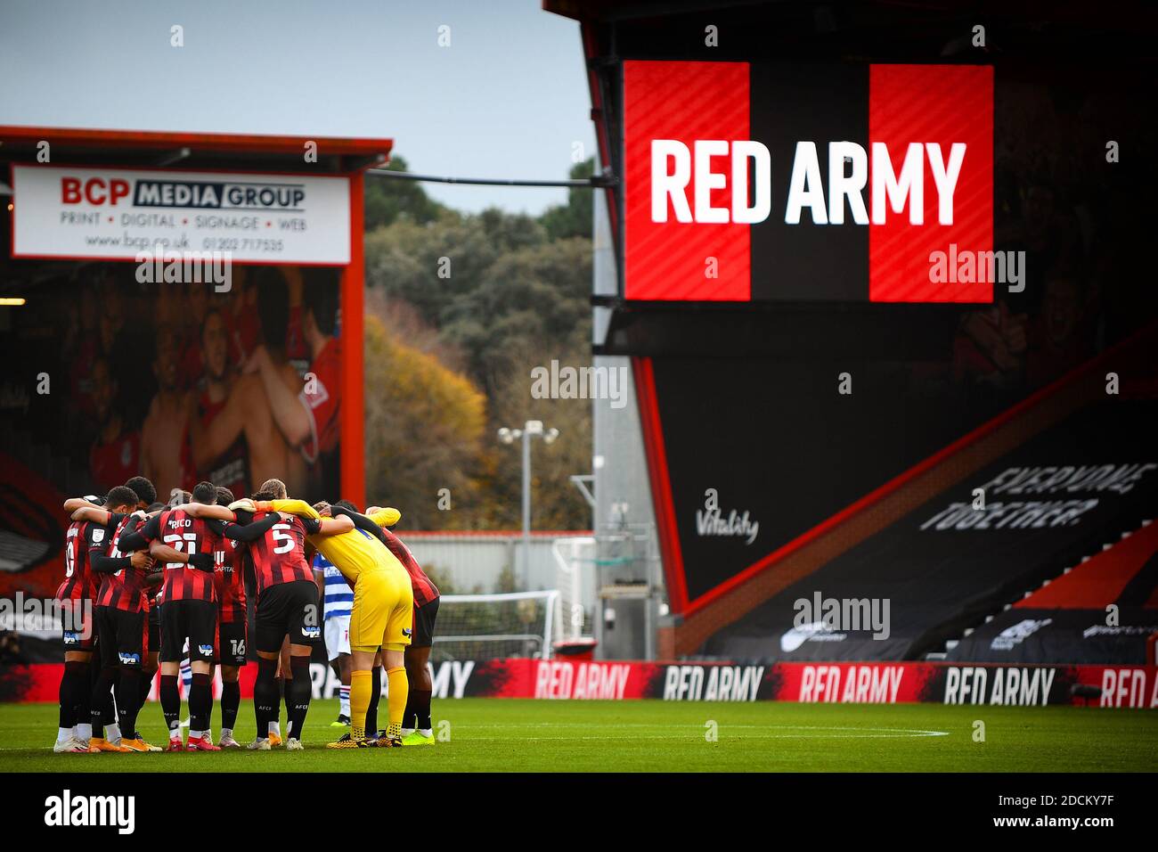 AFC Bournemouth Players Huddle - AFC Bournemouth V Reading, Sky Bet Championship, Vitality Stadium, Bournemouth, Großbritannien - 21. November 2020 nur redaktionelle Verwendung - es gelten die DataCo-Einschränkungen Stockfoto