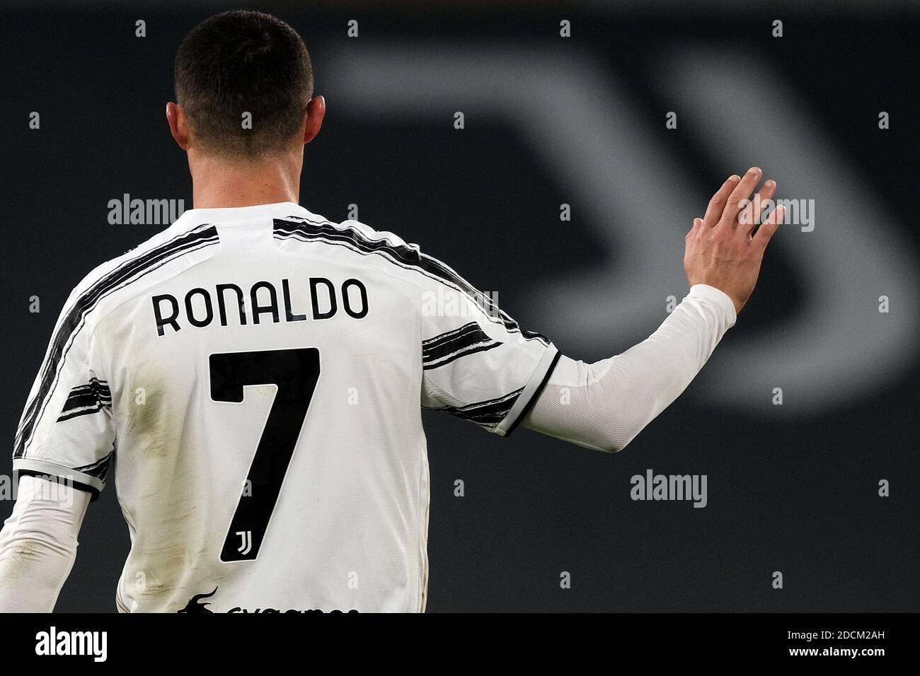 Turin, Italien. November 2020. Cristiano Ronaldo vom FC Juventus reagiert beim Fußballspiel der Serie A zwischen dem FC Juventus und Cagliari Calcio im Allianz Stadion in Turin (Italien) am 21. November 2020. Foto Federico Tardito/Insidefoto Kredit: Insidefoto srl/Alamy Live News Stockfoto