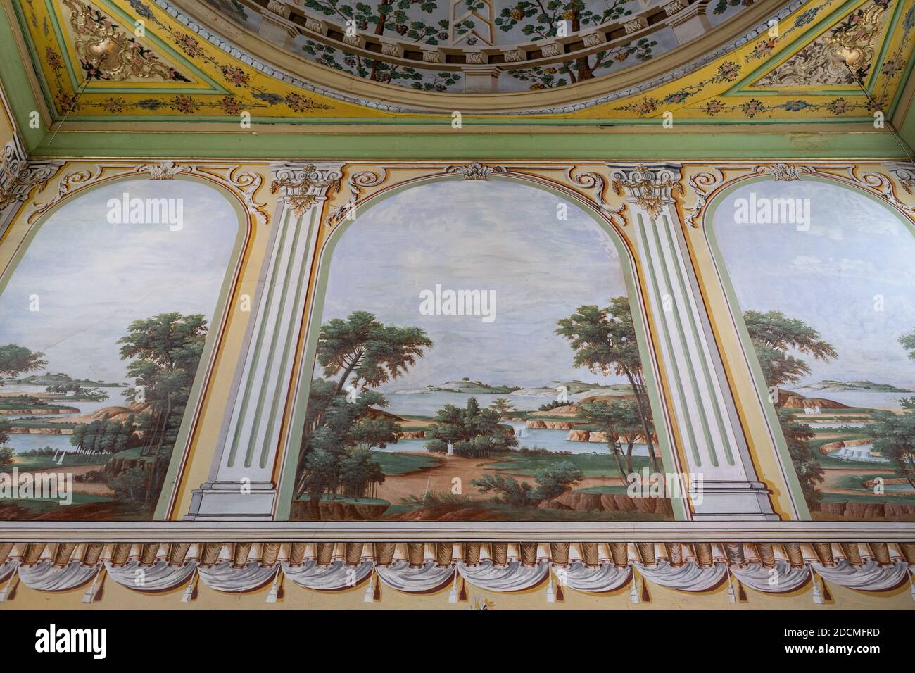 Innenansicht des Kaiserlichen Harems im Topkapi-Palast, einem großen Museum im Osten des Istanbuler Stadtteils Fatih in der Türkei. Stockfoto