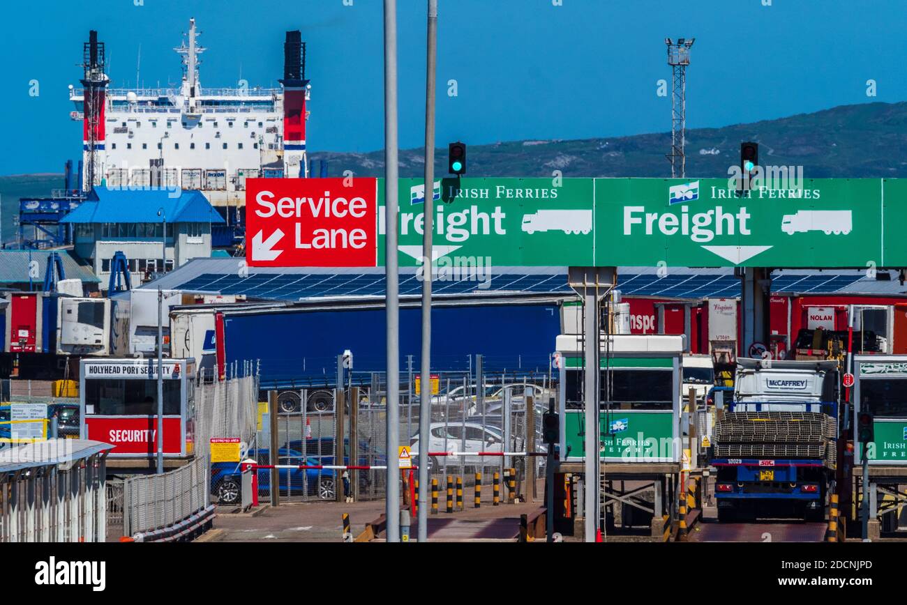 UK Ireland Trade, Holyhead Ferry Port, UK Irish Trade. RoRo Fähre von Holyhead nach Dublin. Großbritannien Irland Straßengüterverkehr. Stena Line Holyhead nach Dublin Stockfoto