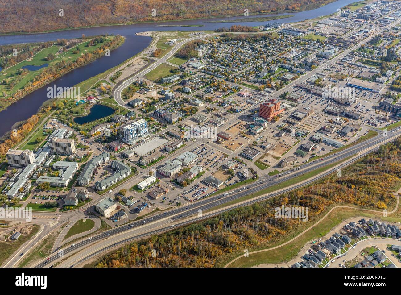 Luftaufnahme der Innenstadt von Fort McMurray, Alberta Kanada. Stockfoto