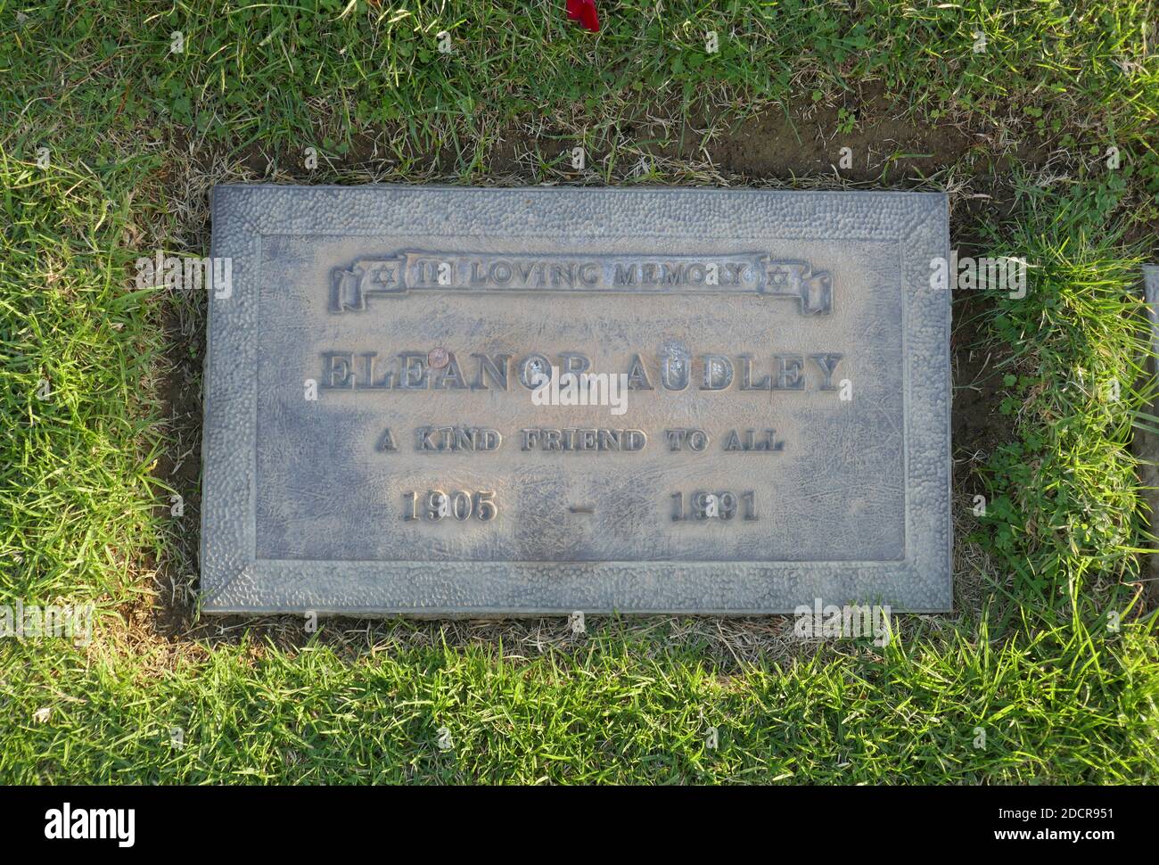 Los Angeles, Kalifornien, USA 17. November 2020 EIN allgemeiner Blick auf die Atmosphäre des Grabes der Schauspielerin Eleanor Audley auf dem Mount Sinai Cemetery Hollywood Hills am 17. November 2020 in Los Angeles, Kalifornien, USA. Foto von Barry King/Alamy Stockfoto Stockfoto