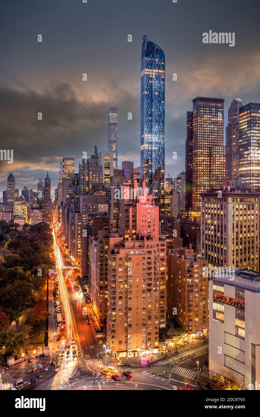 Skyline der Stadt Twilight, Manhattan, New York, USA Stockfoto