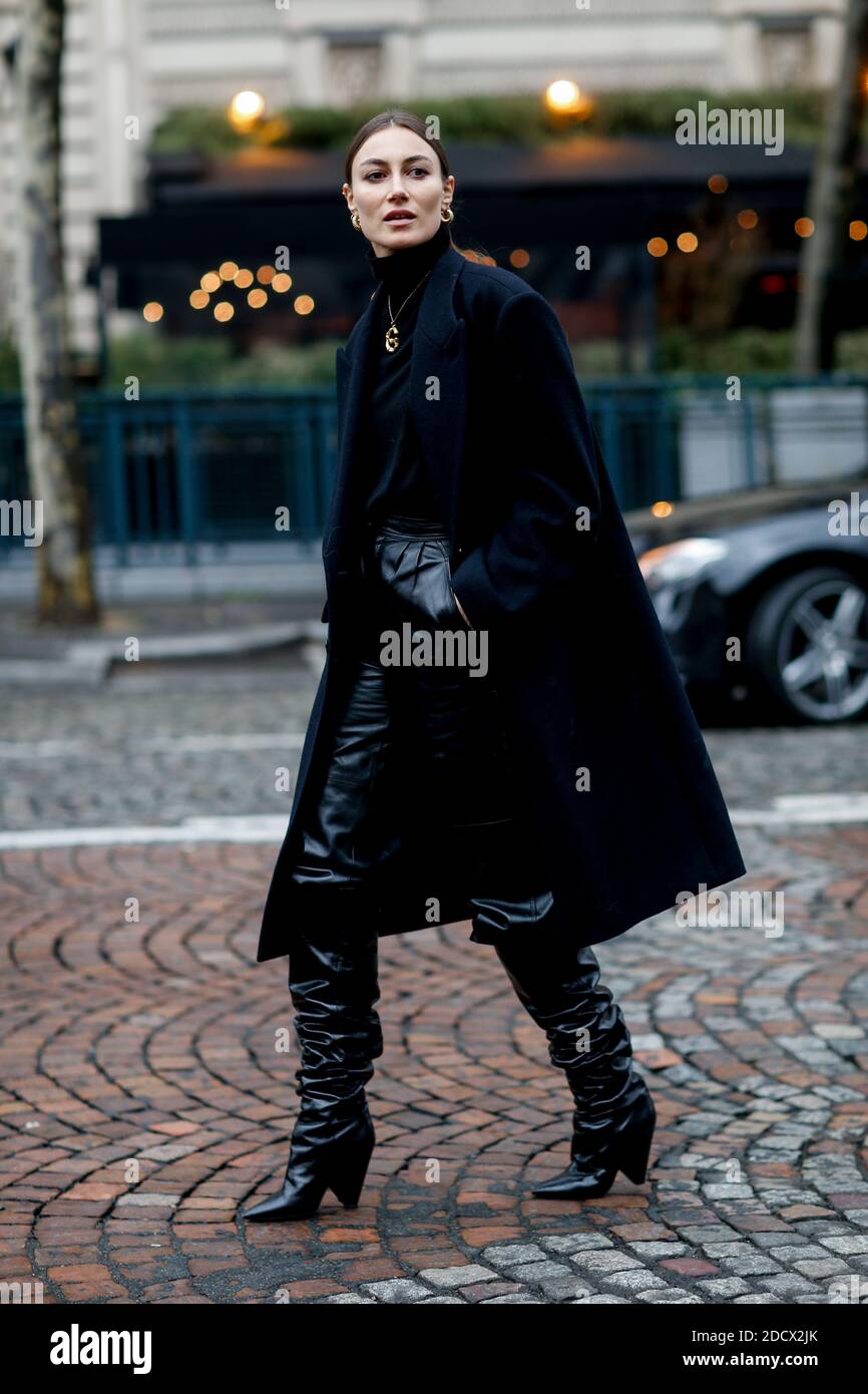 Street style, Giorgia Tordini Ankunft in Nina Ricci Herbst-Winter 2018-2019 Show im Hotel Potocki, in Paris, Frankreich, am 2. März 2018 statt. Foto von Marie-Paola Bertrand-Hillion/ABACAPRESS.COM Stockfoto