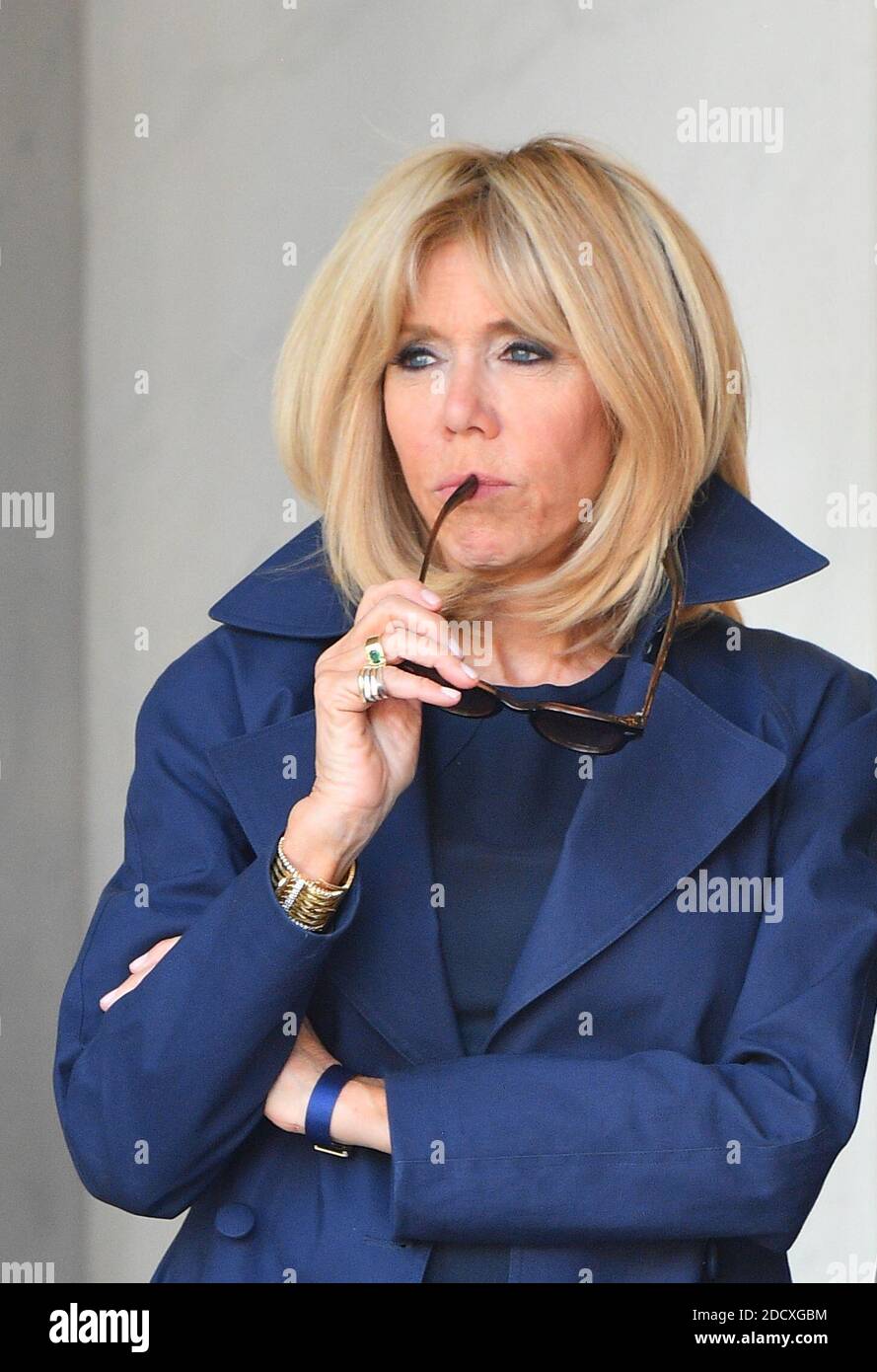 Die Ehefrau des französischen Präsidenten Brigitte Macron erscheint am 20. April 2018 im Palais de l'Elysee, Paris, Frankreich. Foto von Christian Liewig/ABACAPRESS.COM Stockfoto