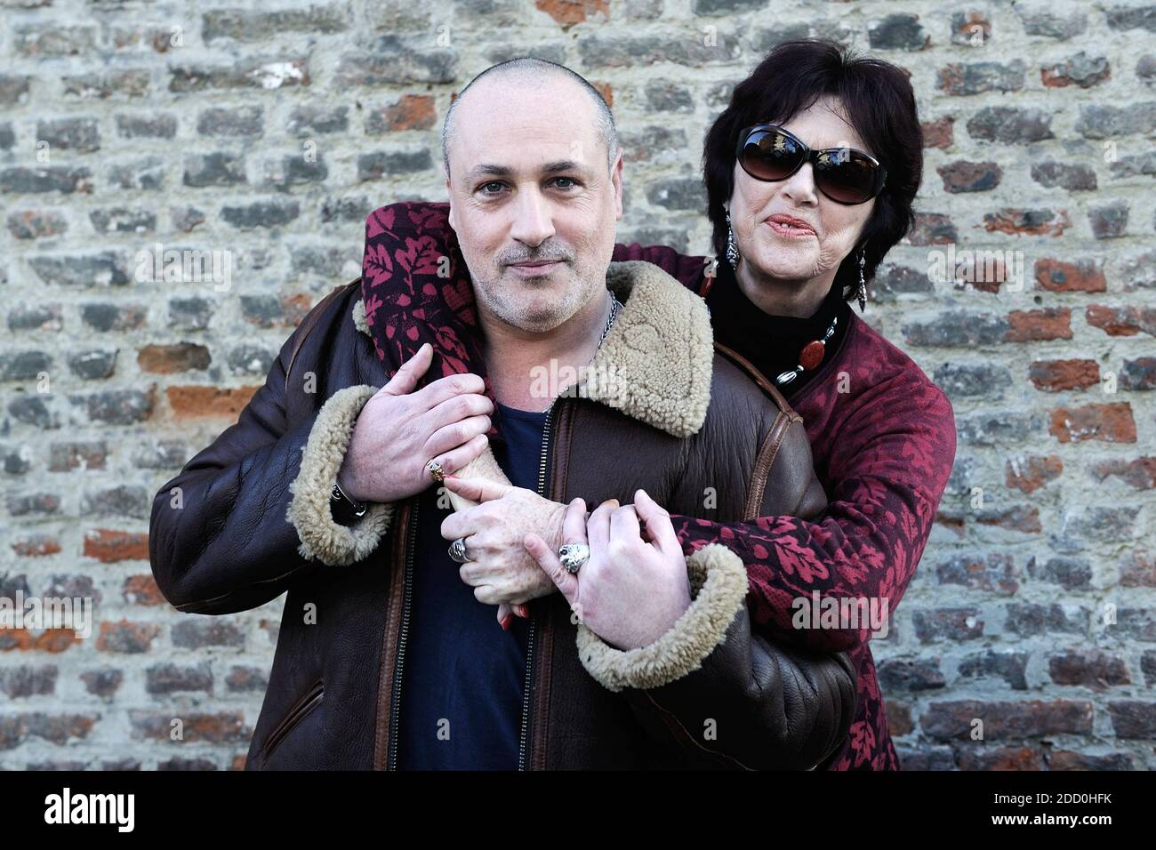 Romeo Sarfati et Anny Duperey povent pour une seance photo lors du 8eme Festival 2 Valenciennes a Valenciennes, France le 24 Mars 2018. Foto von Aurore Marechal/ABACAPRESS.COM Stockfoto