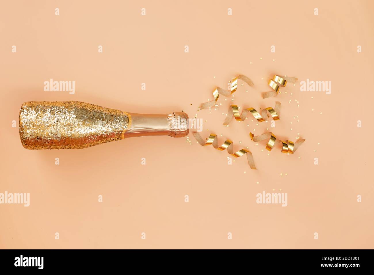 Flasche Glitzer Stockfotos Und Bilder Kaufen Alamy