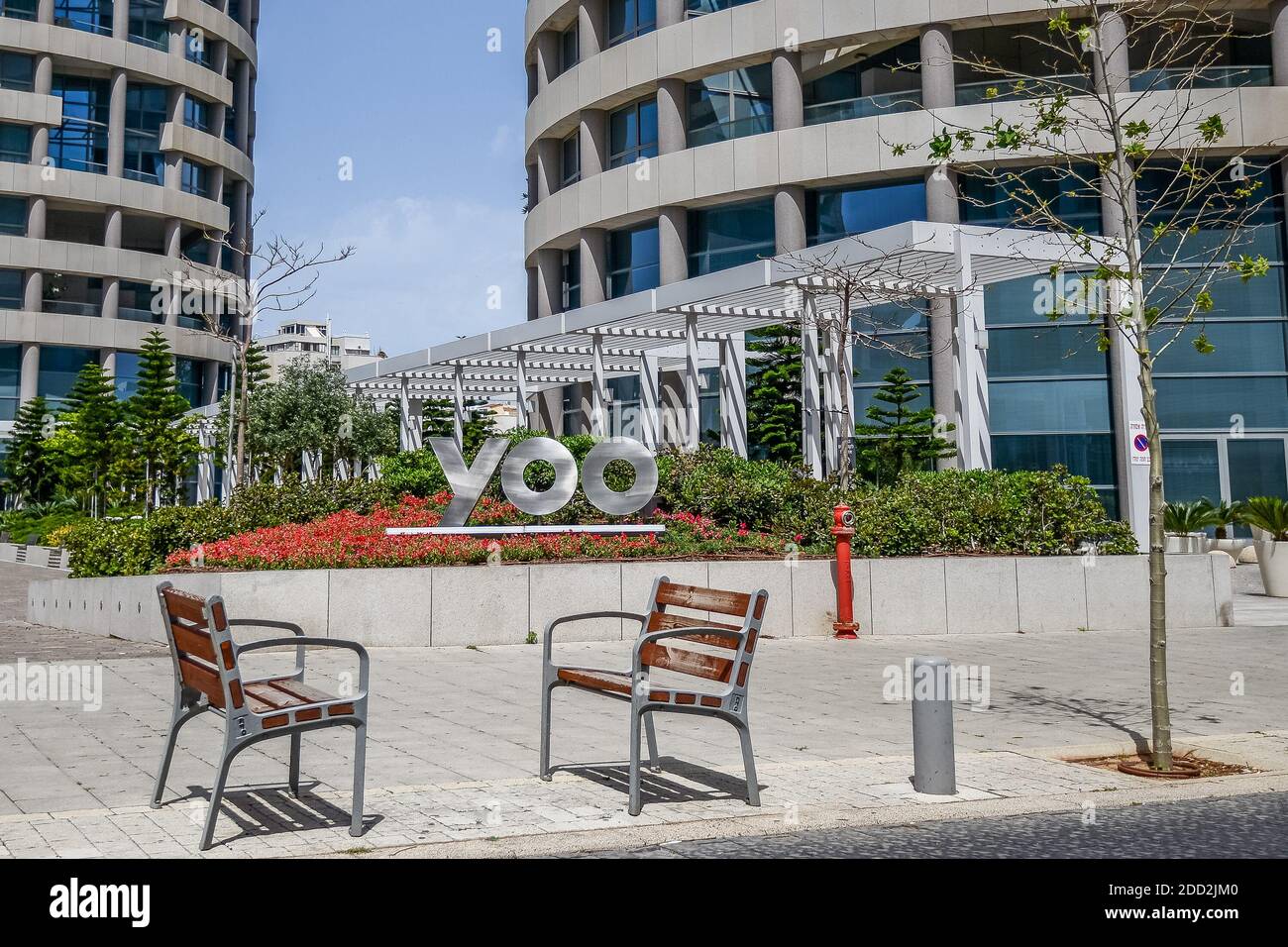 Israel. Tel Aviv. 15. APRIL 2015. VIP-Unterkunft. Teure Wohnungen. Bezirk der Millionäre. Wolkenkratzer. Reizende und wunderschöne Bereiche und Balkone. Stockfoto