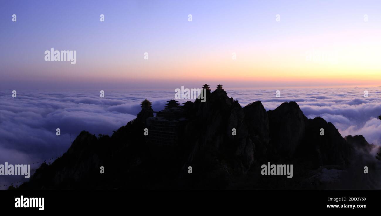 Die westlichen funiu Meer der Wolken Stockfoto