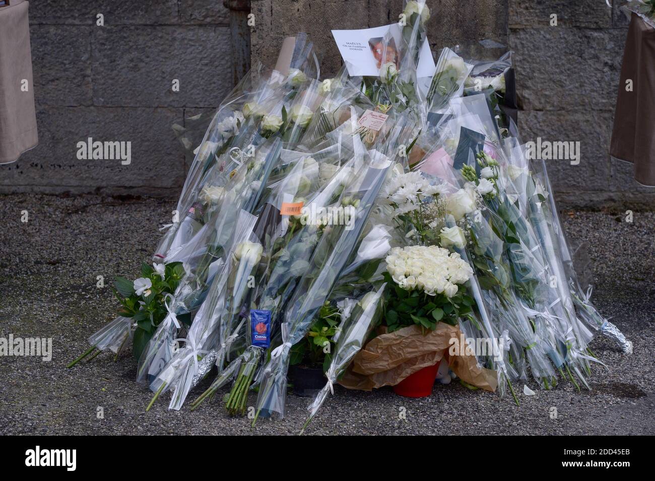 Trauerzeremonie von Maelys de Araujo, 9 Jahre altes Mädchen, das im August 2017 vom Serienmörder Nordahl Lelandais in La Tour Du Pin, Frankreich, am 2. Juni 2018 ermordet wurde. Foto von Julien Reynaud/APS-Medias/ABACAPRESS.COM Stockfoto