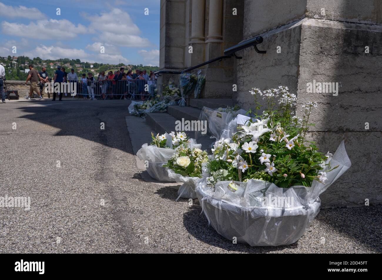 Trauerzeremonie von Maelys de Araujo, 9 Jahre altes Mädchen, das im August 2017 vom Serienmörder Nordahl Lelandais in La Tour Du Pin, Frankreich, am 2. Juni 2018 ermordet wurde. Foto von Julien Reynaud/APS-Medias/ABACAPRESS.COM Stockfoto