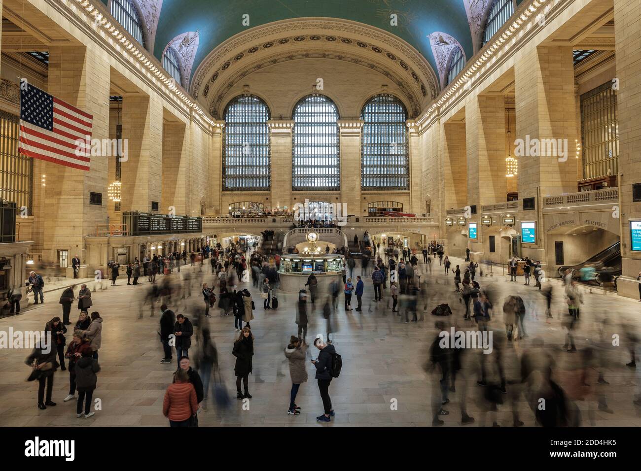 Der belebte Ticketschalter des Grand Central Terminal, NYC Stockfoto
