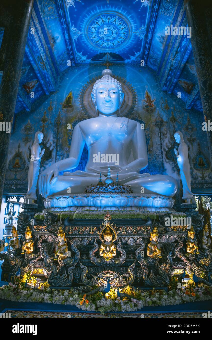 Wat Rong Suea Ten, der Blaue Tempel in Chiang Rai, Provinz Chiang Mai, Thailand Stockfoto