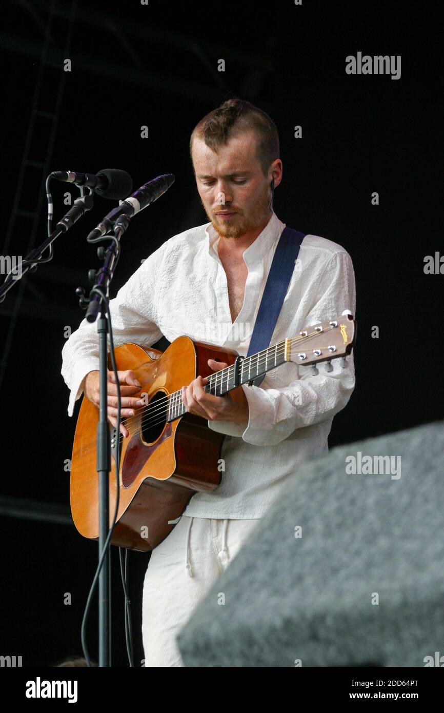 Damien Rice bei der Jungfrau V Festival V 2003, Hylands Park, Chelmsford, Essex, Vereinigtes Königreich. Stockfoto