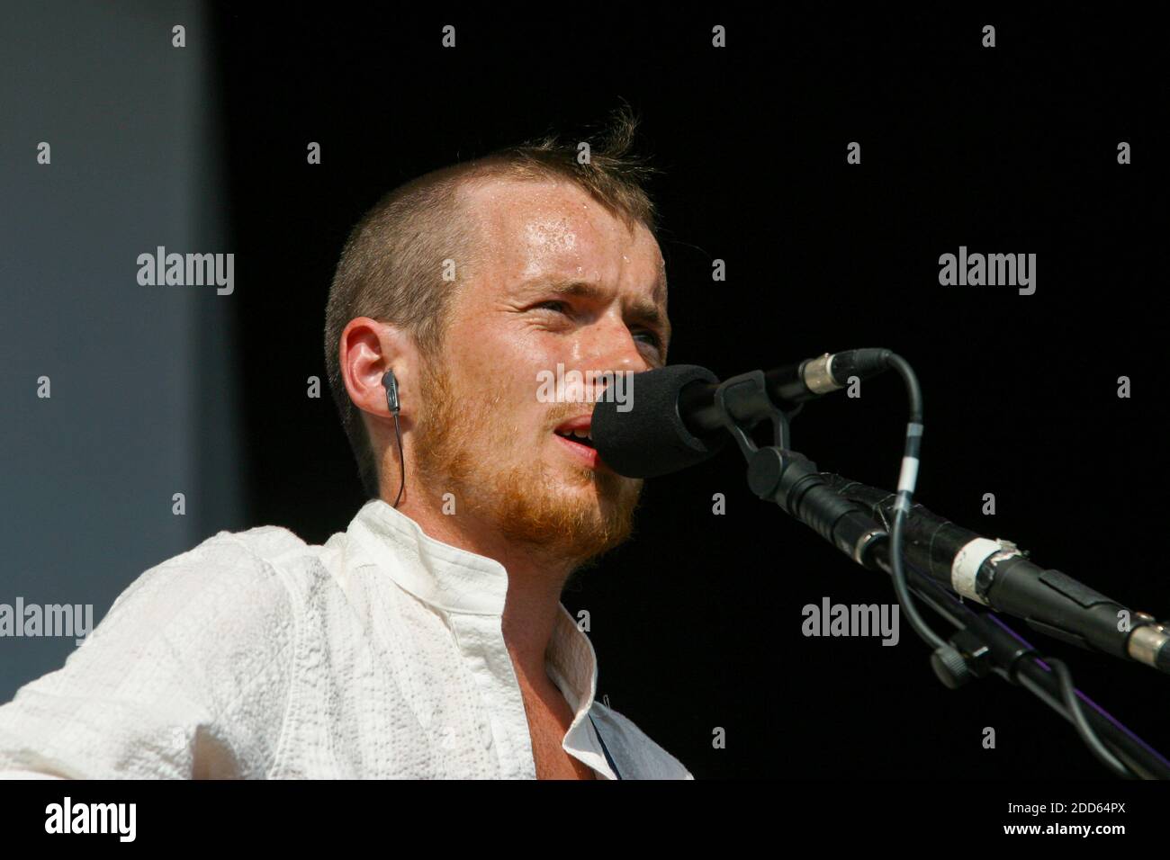 Damien Rice bei der Jungfrau V Festival V 2003, Hylands Park, Chelmsford, Essex, Vereinigtes Königreich. Stockfoto