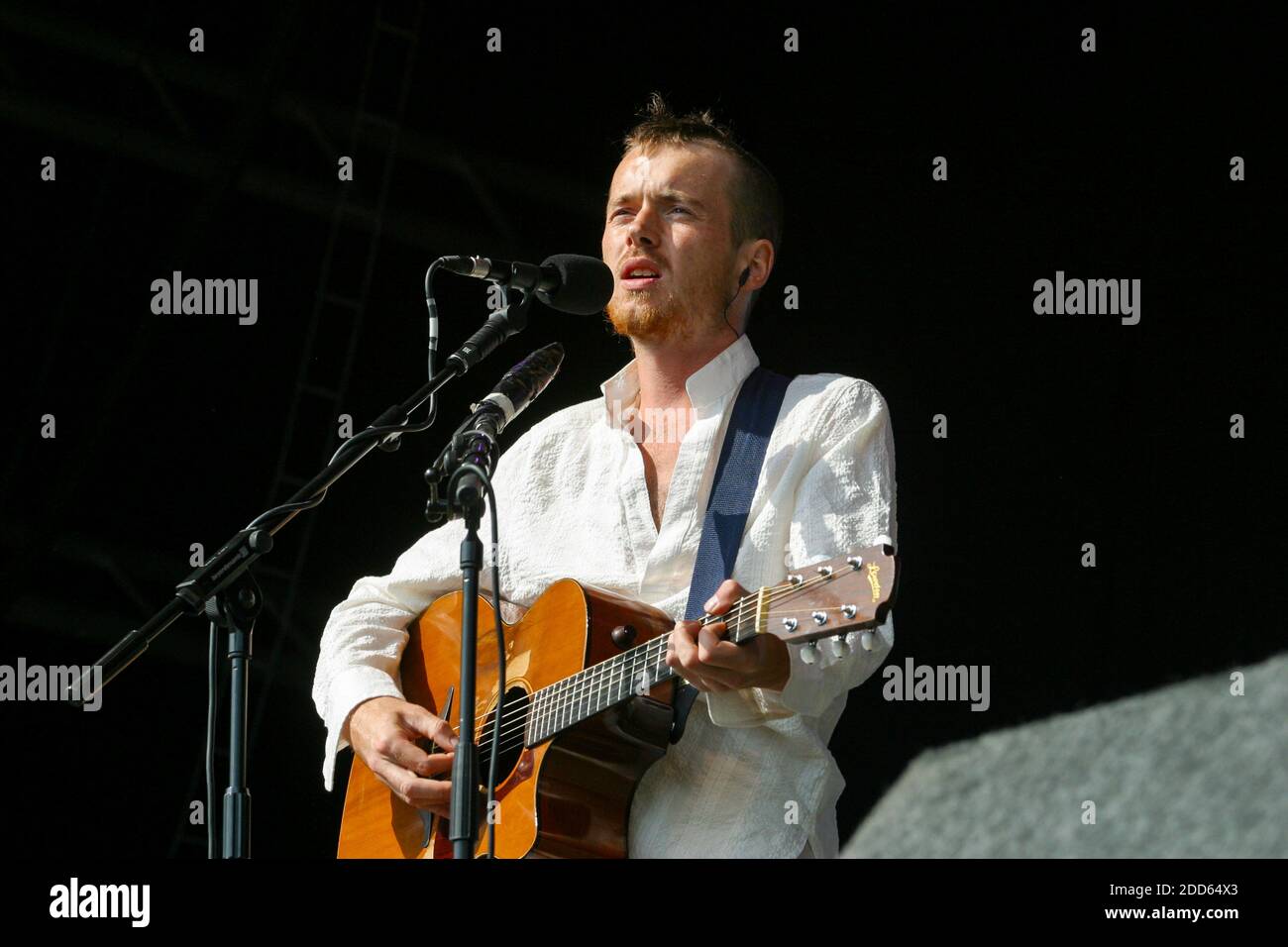 Damien Rice bei der Jungfrau V Festival V 2003, Hylands Park, Chelmsford, Essex, Vereinigtes Königreich. Stockfoto