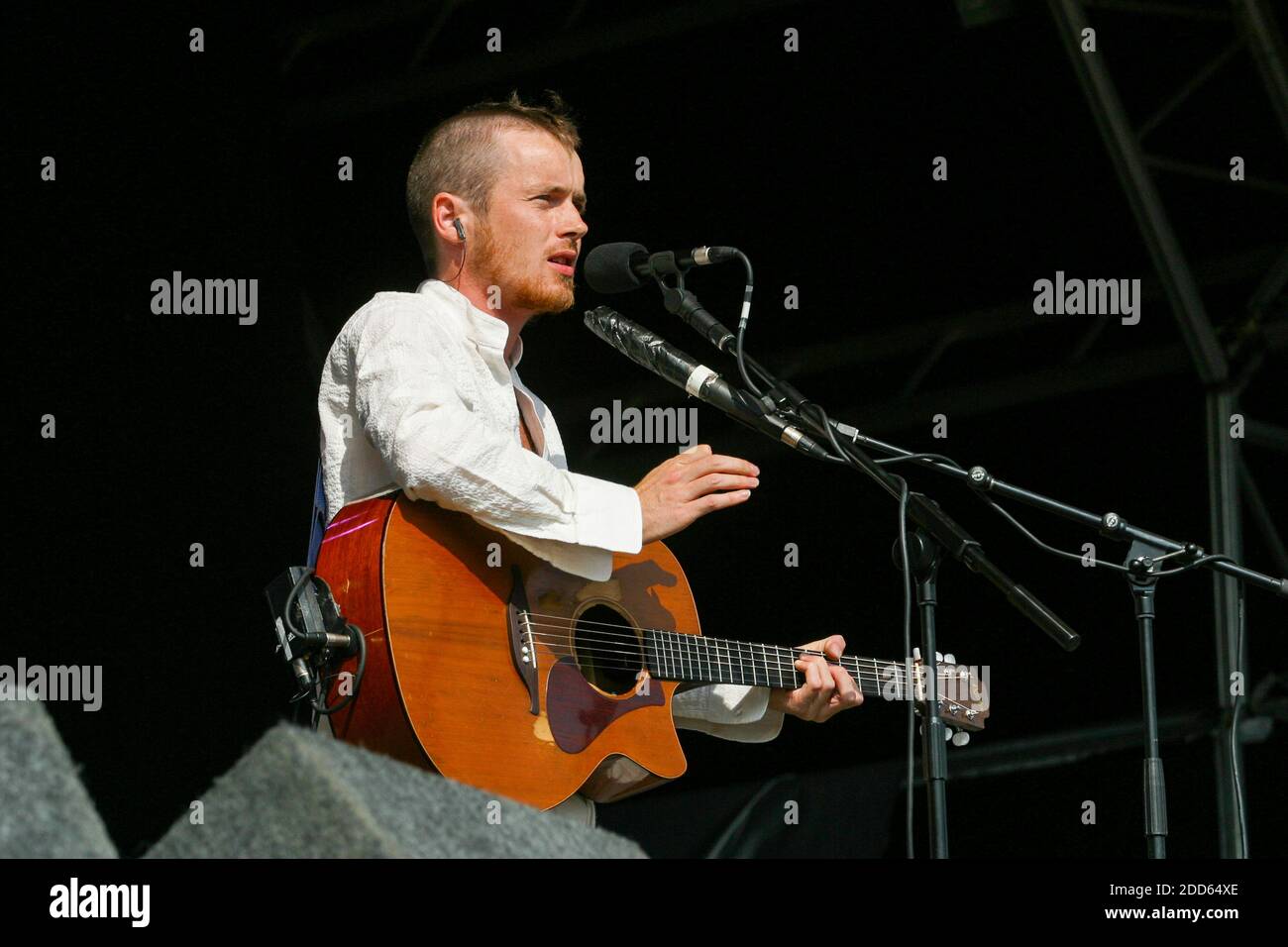 Damien Rice bei der Jungfrau V Festival V 2003, Hylands Park, Chelmsford, Essex, Vereinigtes Königreich. Stockfoto