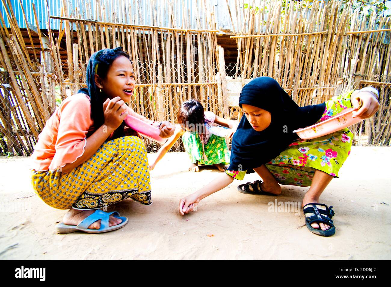 Cham Children Playing Games, Chau Doc, Vietnam, Südostasien Stockfoto