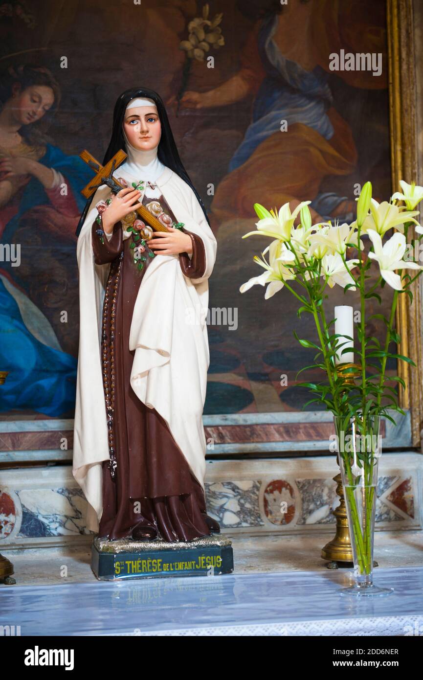 Foto der Statue in der Kathedrale von Dubrovnik, auch bekannt als Kathedrale der Himmelfahrt der Jungfrau Maria in der Altstadt von Dubrovnik, Kroatien Stockfoto